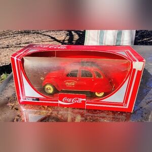 Super Rare Vintage The Coca-Cola Company Genuine Solide 118 Citroen 2Cv ' Read